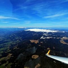 Flugwegposition um 14:07:57: Aufgenommen in der Nähe von Gemeinde Lavamünd, Österreich in 2550 Meter
